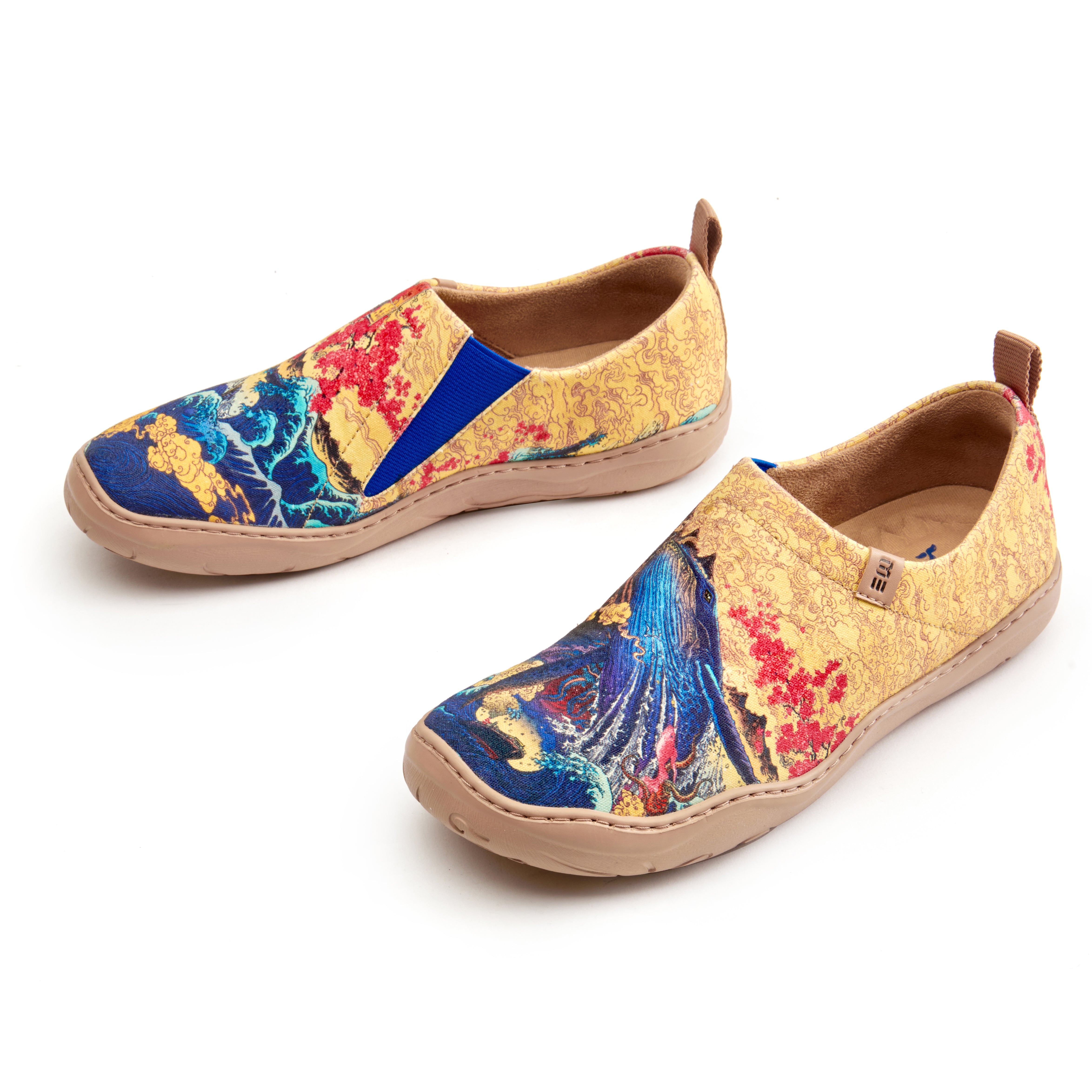 Women's Foldable Loafers, The Great Wave Painted Canvas Slip-On Sneakers, 100% Polyester Textured Yarn